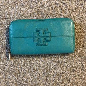 Tory Burch wallet